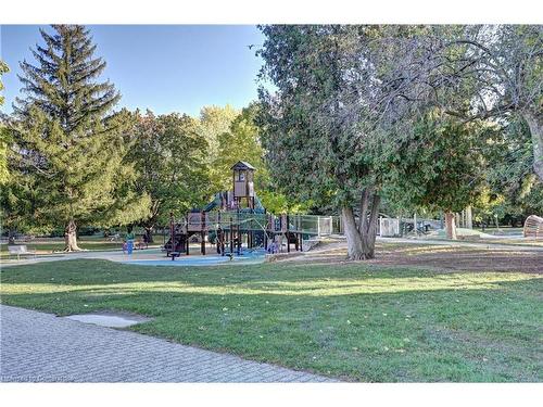 401-24 Marilyn Drive N, Guelph, ON - Outdoor