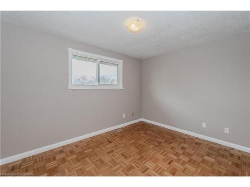 894 Strasburg Road, Kitchener, ON - Indoor Photo Showing Other Room