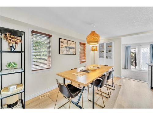 51 Madeleine Street, Kitchener, ON - Indoor Photo Showing Dining Room