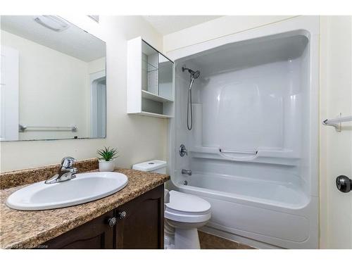 310 Fallowfield Drive, Kitchener, ON - Indoor Photo Showing Bathroom