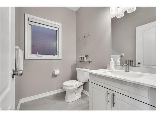 48 Isaiah Drive, Kitchener, ON - Indoor Photo Showing Bathroom