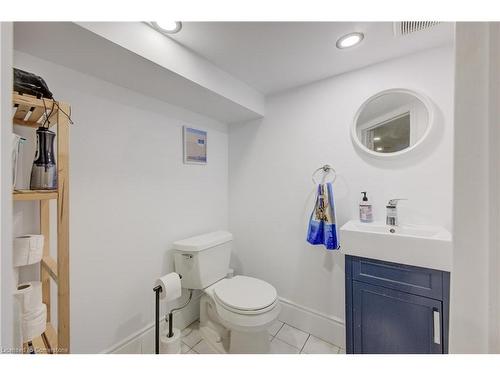 52 Henry Street, Kitchener, ON - Indoor Photo Showing Bathroom