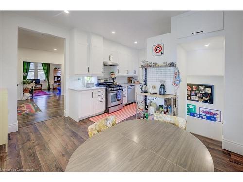 52 Henry Street, Kitchener, ON - Indoor Photo Showing Kitchen