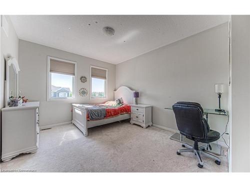 254 Seabrook Drive, Kitchener, ON - Indoor Photo Showing Bedroom