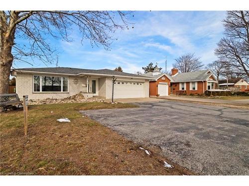 121 Oak Street W, Leamington, ON - Outdoor With Facade