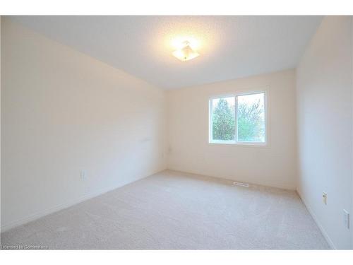 264 Pineland Place, Waterloo, ON - Indoor Photo Showing Other Room