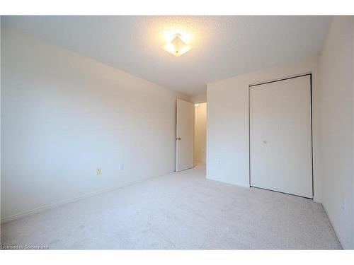 264 Pineland Place, Waterloo, ON - Indoor Photo Showing Other Room