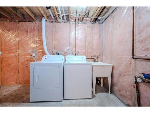 264 Pineland Place, Waterloo, ON - Indoor Photo Showing Laundry Room