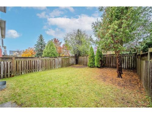 264 Pineland Place, Waterloo, ON - Outdoor With Backyard