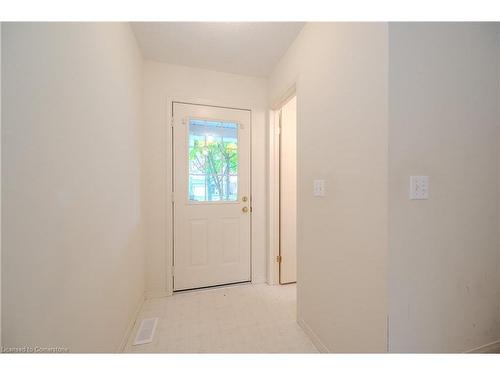 264 Pineland Place, Waterloo, ON - Indoor Photo Showing Other Room