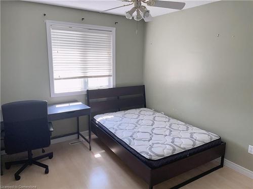 402 Pastern Trail, Waterloo, ON - Indoor Photo Showing Bedroom