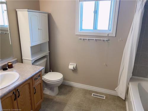 402 Pastern Trail, Waterloo, ON - Indoor Photo Showing Bathroom