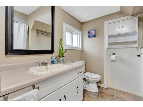 235 Winston Street E, Listowel, ON - Indoor Photo Showing Bathroom