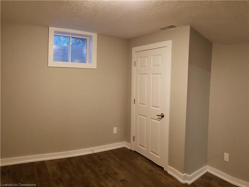 23 Bonnylyn Drive, Kitchener, ON - Indoor Photo Showing Other Room