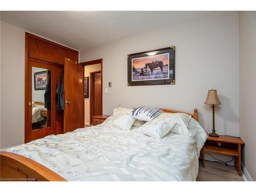 20 Delmar Boulevard, Guelph, ON - Indoor Photo Showing Bedroom