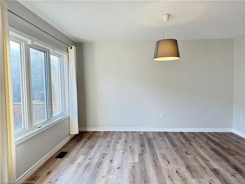 39 Glenvista Drive, Kitchener, ON - Indoor Photo Showing Other Room