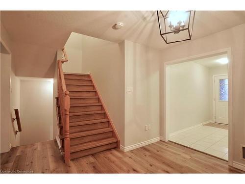 39 Glenvista Drive, Kitchener, ON - Indoor Photo Showing Other Room