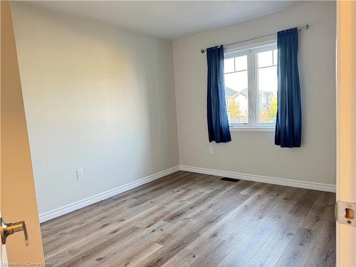 39 Glenvista Drive, Kitchener, ON - Indoor Photo Showing Other Room