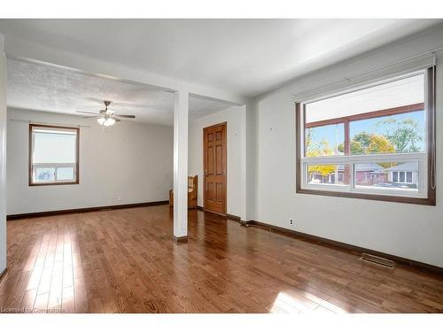 77 Beech Avenue, Cambridge, ON - Indoor Photo Showing Other Room