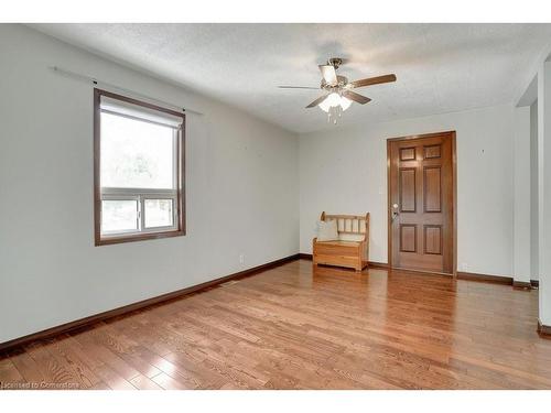 77 Beech Avenue, Cambridge, ON - Indoor Photo Showing Other Room