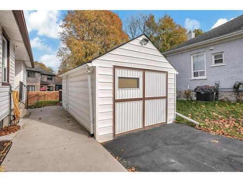 77 Beech Avenue, Cambridge, ON - Outdoor With Exterior