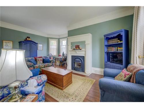 22 Harvey Street, Cambridge, ON - Indoor Photo Showing Living Room With Fireplace