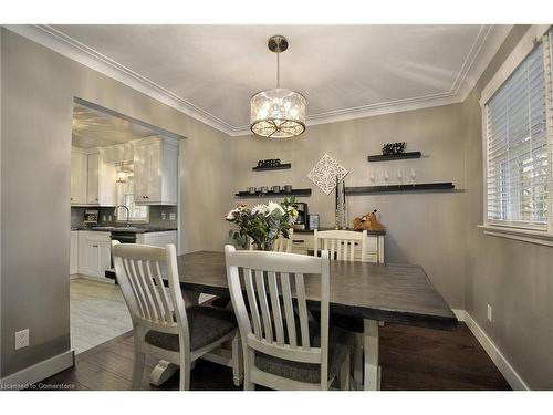 9 Christopher Drive, Cambridge, ON - Indoor Photo Showing Dining Room