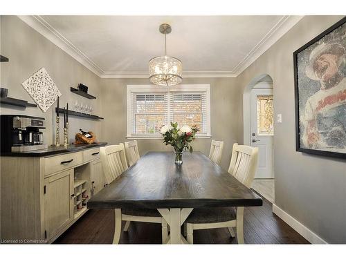 9 Christopher Drive, Cambridge, ON - Indoor Photo Showing Dining Room