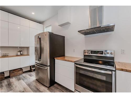 335 Leopold Street, Wingham, ON - Indoor Photo Showing Kitchen