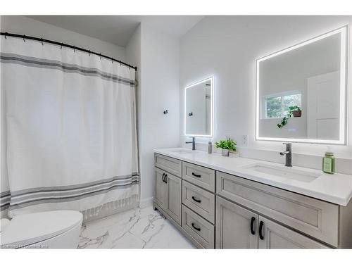 335 Leopold Street, Wingham, ON - Indoor Photo Showing Bathroom