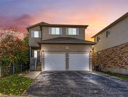 107 Glencliffe Court  Kitchener, ON N2B 3X1