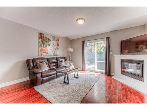 107 Glencliffe Court, Kitchener, ON - Indoor Photo Showing Living Room With Fireplace