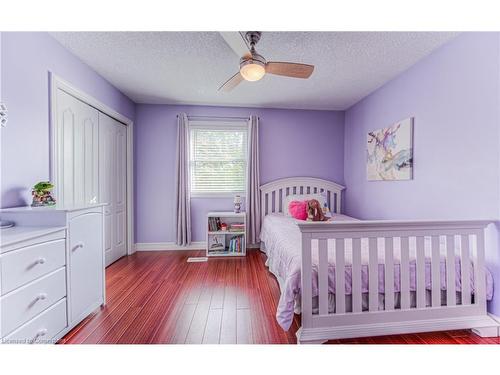 107 Glencliffe Court, Kitchener, ON - Indoor Photo Showing Bedroom