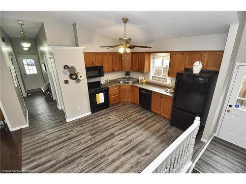 830 Railton Avenue, London, ON - Indoor Photo Showing Kitchen