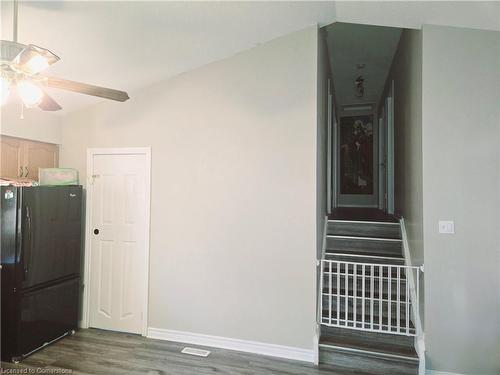 830 Railton Avenue, London, ON - Indoor Photo Showing Other Room