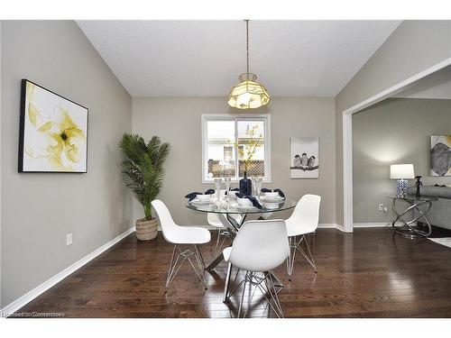 830 Railton Avenue, London, ON - Indoor Photo Showing Dining Room