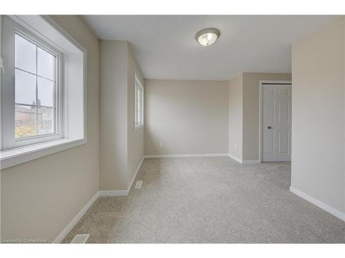 11B-50 Howe Drive, Kitchener, ON - Indoor Photo Showing Other Room