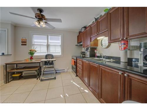 6-55 Blandford Street, Woodstock, ON - Indoor Photo Showing Kitchen With Double Sink