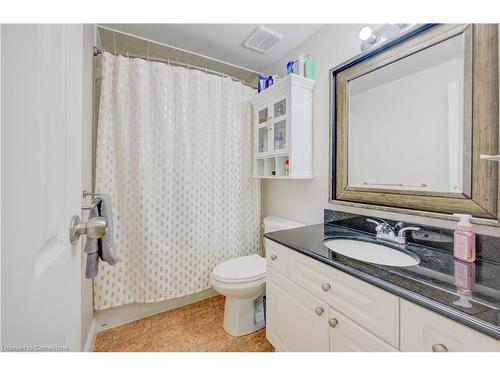 6-55 Blandford Street, Woodstock, ON - Indoor Photo Showing Bathroom