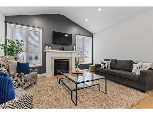 113 Livingston Drive, Tillsonburg, ON - Indoor Photo Showing Living Room With Fireplace