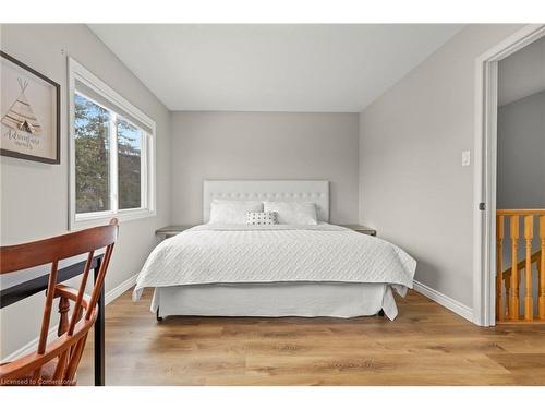 449 Shadow Wood Crescent, Waterloo, ON - Indoor Photo Showing Bedroom