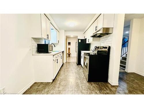 A-224 Portsmouth Gate, Waterloo, ON - Indoor Photo Showing Kitchen