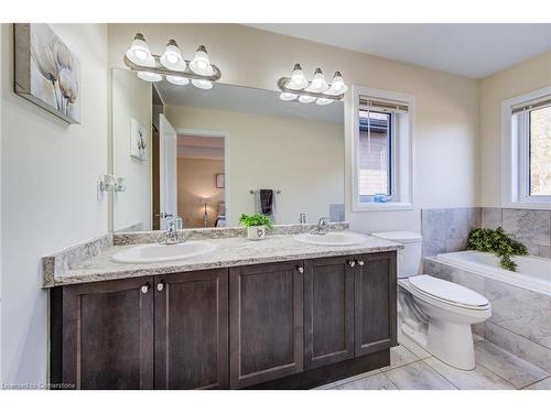 137 Huntingford Trail, Woodstock, ON - Indoor Photo Showing Bathroom