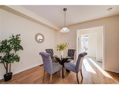 137 Huntingford Trail, Woodstock, ON - Indoor Photo Showing Dining Room