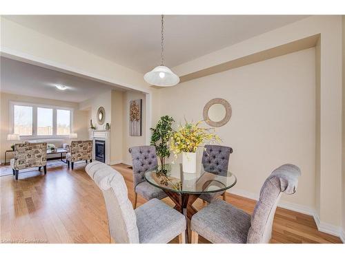 137 Huntingford Trail, Woodstock, ON - Indoor Photo Showing Dining Room