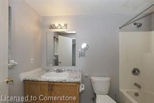 511 Thornview Place, Waterloo, ON - Indoor Photo Showing Bathroom