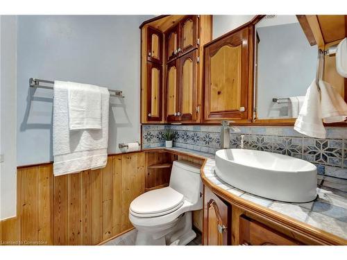 1259 Swan Street, Ayr, ON - Indoor Photo Showing Bathroom