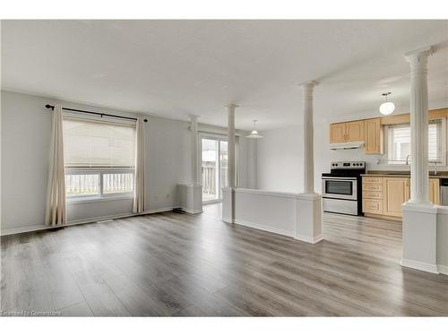 656 New Hampshire Street, Waterloo, ON - Indoor Photo Showing Kitchen