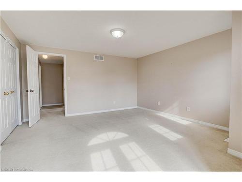 656 New Hampshire Street, Waterloo, ON - Indoor Photo Showing Other Room