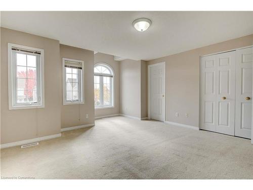 656 New Hampshire Street, Waterloo, ON - Indoor Photo Showing Other Room